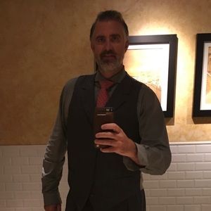 Meet your Posher, Chris